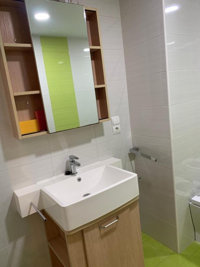 Habitacion Con Cama Individual, Piso Compartido En Avenida Blasco Ibanez Valence Extérieur photo